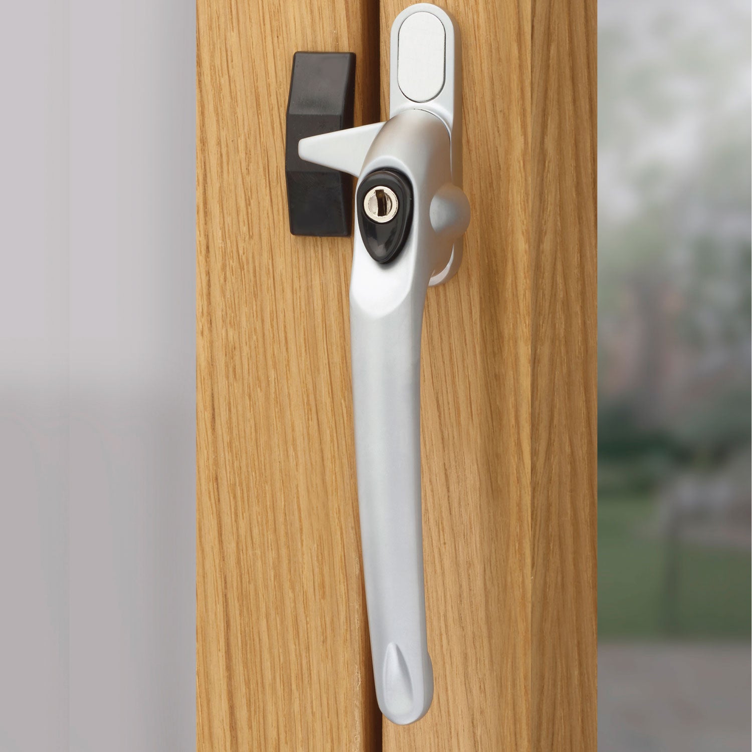 Maxim Cockspur Locking Window Handle Right Hand