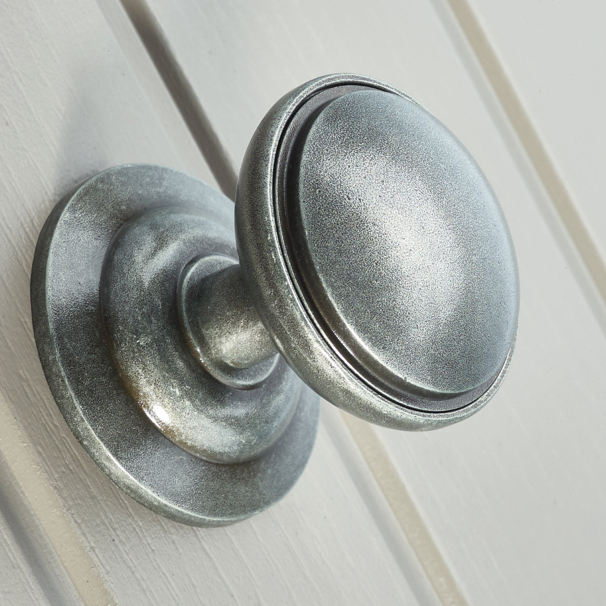 Heritage Decorative Round Door Knob
