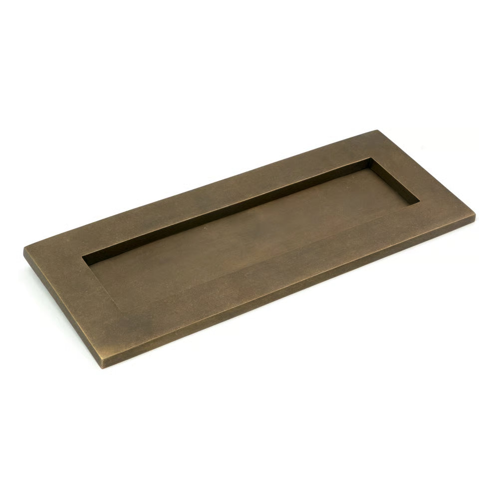Small Letter Plate (LEAD TIME: 2-3 DAYS)