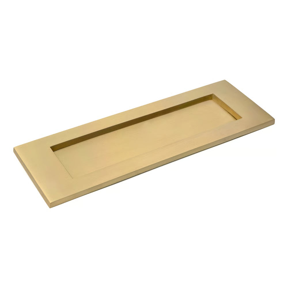 Large Letter Plate (LEAD TIME: 2-3 DAYS)