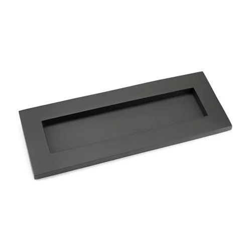 Small Letter Plate (LEAD TIME: 2-3 DAYS)