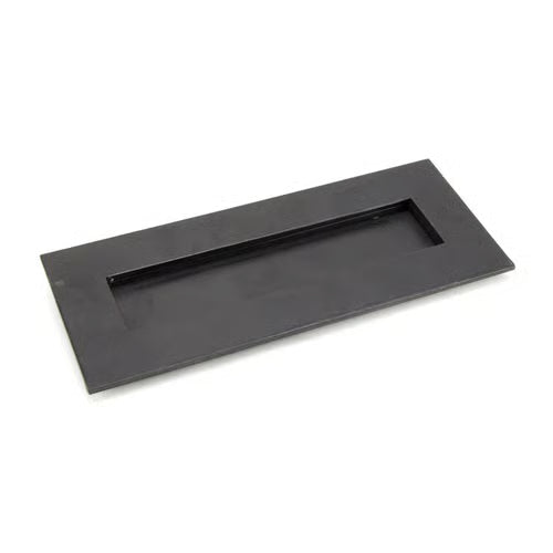Small Letter Plate (LEAD TIME: 2-3 DAYS)