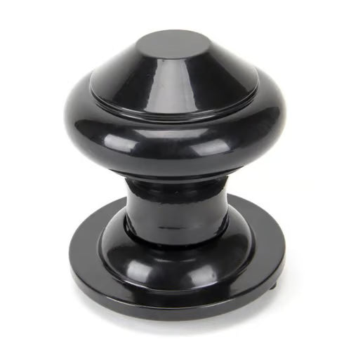 Regency Centre Door Knob (LEAD TIME: 2-3 DAYS)