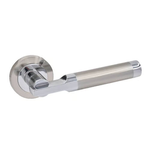 Echo Lever Handles on Round Rose Door Furniture