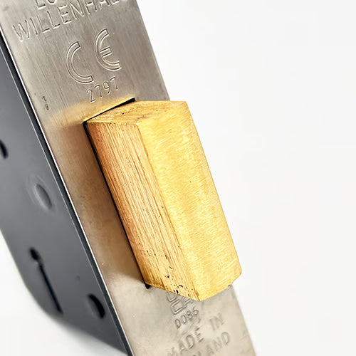 G3004 3 Lever Mortice Deadlock